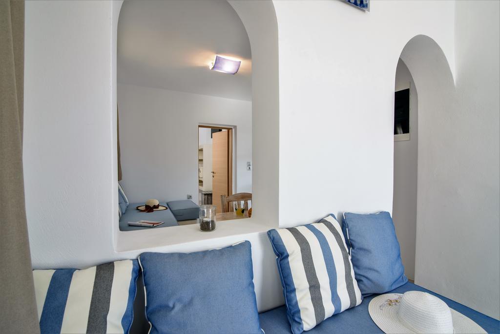 Villa George Santorini Perivolos  Room photo